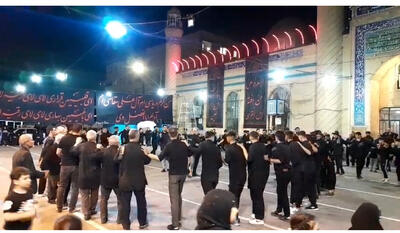 سینه زنی و عزاداری مردم ارومیه در شب هفتم ماه محرم