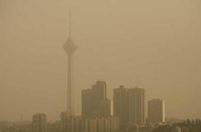 گردوغبار در تهران ماندنی است
