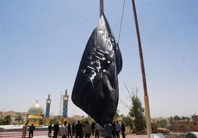 نماد اربعین بر فراز مرز خسروی برافراشته شد - تسنیم