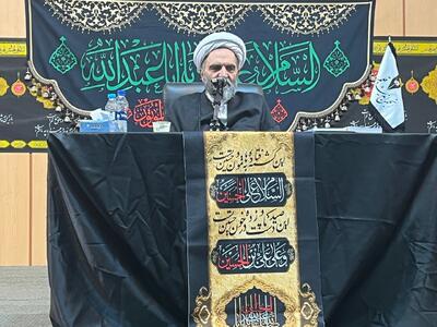 آیت‌الله سروش محلاتی پاسخ داد: آیا تلاش برای براندازی حکومت ظلم و تشکیل حکومت وظیفه امام است؟