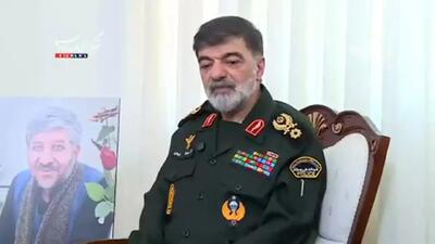 دیدار و گفتگوی فرمانده فراجا با خانواده شهید پلیس