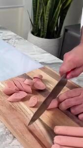 ساندویچ سوسیس دهه شصتی، مروری بر خاطرات خوش کودکی + فیلم