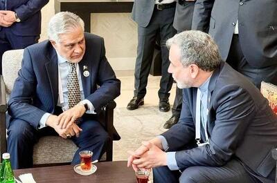 عراقچی با همتای پاکستانی خود دیدار کرد