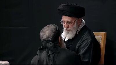 ببینید/ لحظه‌ای که رهبر معظم انقلاب به محمود کریمی گفتند «ای ایران» را بخواند