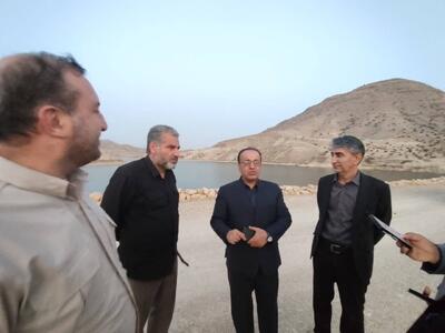 انتقال آب به ۳۵۰ هکتار از اراضی زیر دست سد کوهبرد توسط بسیج سازندگی