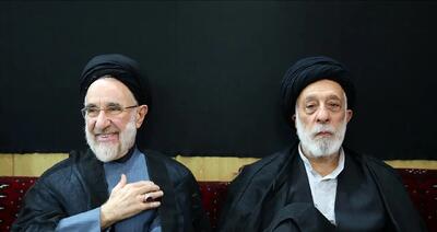 عکس خاص همنشینی هادی خامنه‌ای و خاتمی در یک مراسم عزاداری