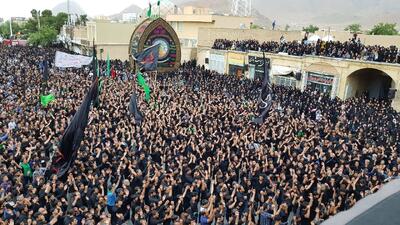 دلدادگان حسینی در یزد سنگ تمام گذاشتند