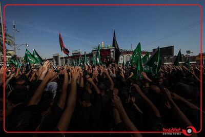 دسته عزاداری طویریج با شعار  لبیک یا حسین  وارد حرم سیدالشهدا شد