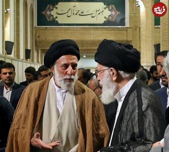 عکس/ گفتگوی رهبر انقلاب با برادرش سید هادی خامنه‌ای ۸ سال پیش | اقتصاد24