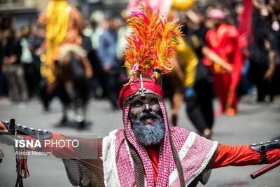 تصاویر؛ خیمه سوزان ظهر عاشورا در چهارراه گلوبندک تهران