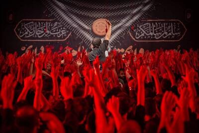 مرثیه خوانی حسین طاهری در هیئت مکتب الزهرا(س)