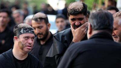 برگزاری آیین گل مالی روز عاشورا در شهر بن+ تصاویر