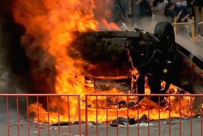 انفجار شدید پس از برخورد خودرو با مرکز خرید در یوتا آمریکا (فیلم)