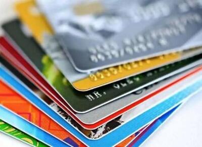 دستور به موقع وزیر اقتصاد برای مبارزه با فساد بانکی - اکونیوز