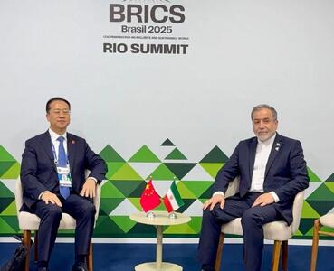 در حاشیه اجلاس سران بریکس؛ دیدار عراقچی با معاون وزیر خارجه چین