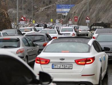 ترافیک سنگین در چالوس و هراز/ گردوخاک در جاده‌های ۳ استان