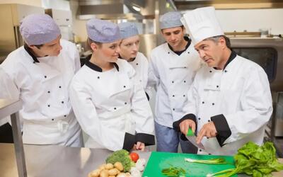افزایش چشمگیر حقوق سرآشپزها در ترکیه