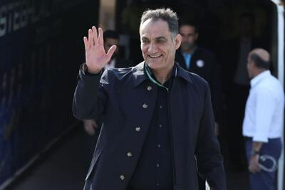 حاجی‌پور: برای باز شدن پنجره باید 14 میلیارد بپردازیم
