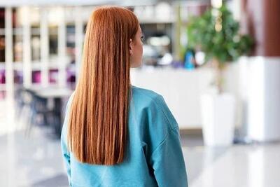صاف کردن مو با گلت یا کراتینه ، کدام بهتر و سالم تر است؟