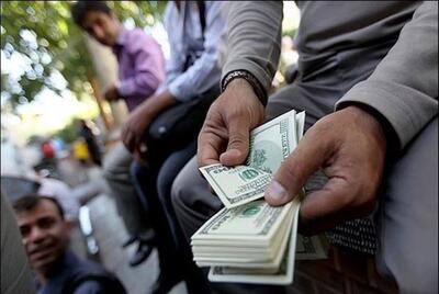 پیش بینی قیمت دلار؛ سرکوب بازار ادامه خواهد یافت؟