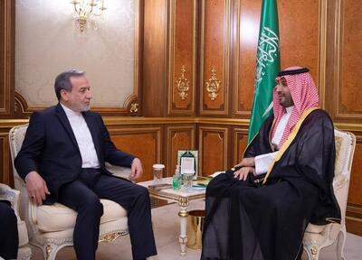 عراقچی در عربستان؛ دیدار و گفت وگو با محمد بن سلمان