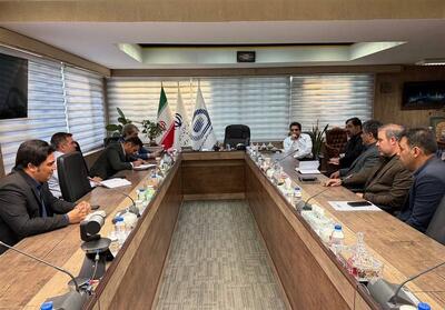 دیدار استاندار قم با مدیرعامل شرکت توسعه و نگهداری اماکن ورزشی کشور - پارس فوتبال