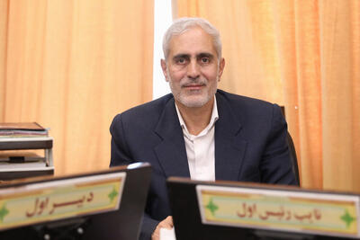 دولت باید کارگران واحد‌های تولیدی خسارت‌دیده را مورد حمایت قرار دهد