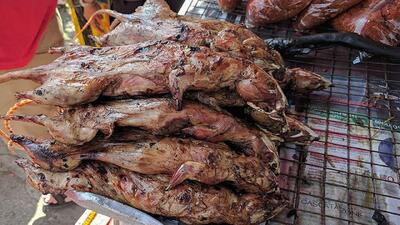 خوراکی عجیب و چندش‌آور کودکان در چین+فیلم