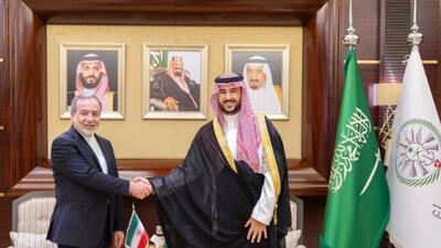 عراقچی با وزیر دفاع عربستان سعودی دیدار و گفت‌و‌گو کرد