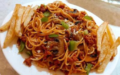 آموزش ساده و سریع طرز تهیه ماکارونی مخلوط خوشمزه (فیلم)