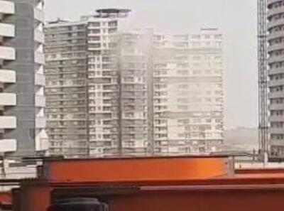 آتش‌نشانی: انفجار گاز در یکی از طبقات برج پامچال چیتگر/ ۴ نفر در این حادثه مصدوم شده‌اند