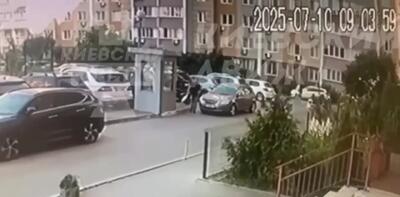 ببینید | لحظه ترور سرهنگ اطلاعاتی اوکراین در مرکز کی‌یف