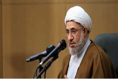 هشدار آیت‌الله اراکی به تهدیدکنندگان رهبر انقلاب