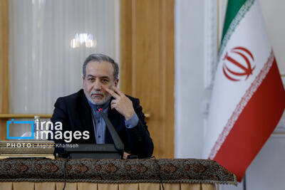 عراقچی: امریکا برای ازسرگیری مذاکره پیام‌های متعددی ارسال کرده‌است