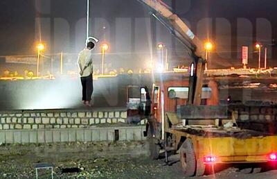 فیلم/ حضور خانواده  نیان  در محل اجرای حکم قاتل فرزندشان