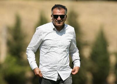 بیژن طاهری، سرپرست جدید استقلال - پارس فوتبال