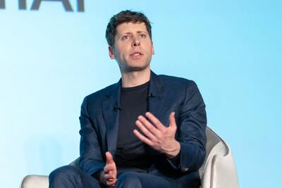 شرکت OpenAI انتشار مدل متن‌باز خود را باز هم به تعویق انداخت