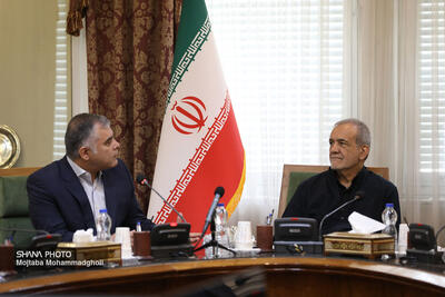 حضور سرزده رئیس‌جمهوری در وزارت نفت