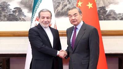 روزنامه اصولگرا: در دور جدید مذاکرات، دیگر عمانی‌ها واسطه نخواهند بود؛ نروژ یا چین این مسئولیت را بر عهده خواهند داشت 