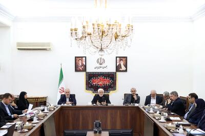 عارف: با کسی به دنبال جنگ نیستیم؛ مشکلات با گفت‌وگو قابل حل است
