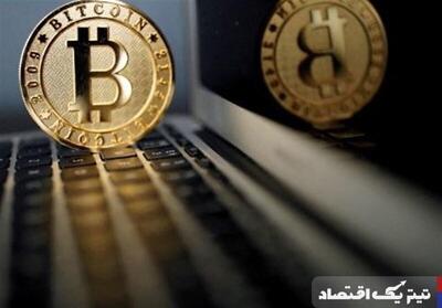 بیت‌کوین برای اولین بار از مرز ۱۲۱ هزار دلار عبور کرد
