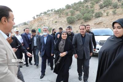 وزیر راه و شهرسازی از پروژه باند دوم تونل آزادی ایلام بازدید کرد