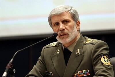 سرلشکر حاتمی: دشمن نقشه‌های شومی برای کشور ما داشت که البته خیال خامی بود
