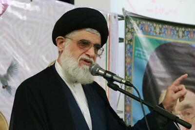 امام جمعه بندر انزلی: ایمان و جهاد از ویژگی‌های شاخص شهیدان است