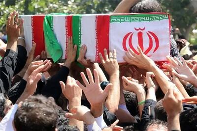 بدرقه باشکوه پیکر شهید حسین‌نژاد توسط بچه‌محل‌هایش در بولوار لادن مشهد