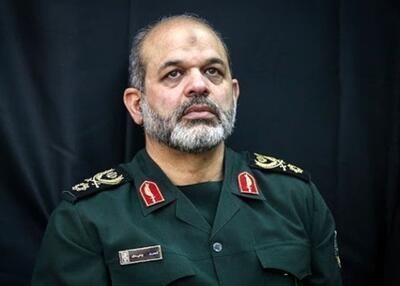 سردار وحیدی، مشاور فرمانده کل سپاه: دشمن صهیونیستی تحت فشار سنگین موشک‌های رزمندگان ایرانی، به گونه‌ای له شد که این روزها شاهد سونامی تغییر فرماندهان آن‌ها هستیم