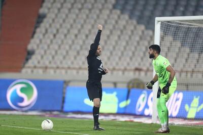 استقلال درست مثل پرسپولیس/ مشکل بزرگ آبی ها