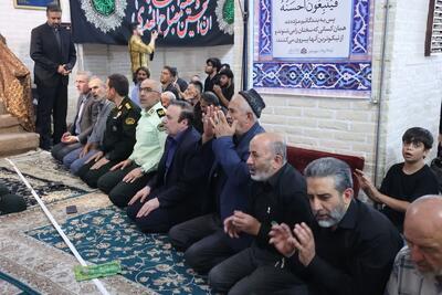 حضور استاندار قزوین در نماز جمعه شهر قزوین