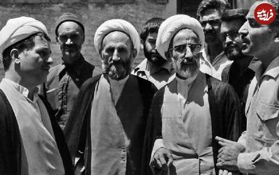 عکس/ آیت الله جنتی در حال گفت‌و‌گو با رجایی و هاشمی رفسنجانی ۴۵ سال پیش | اقتصاد24