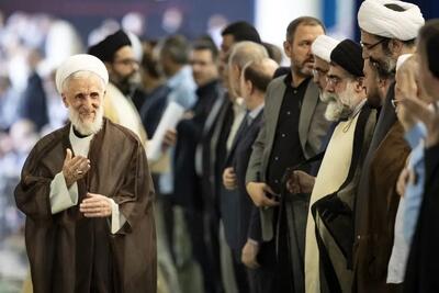 تصاویر؛ حاشیه‌هایی از نماز جمعه تهران به امامت کاظم صدیقی